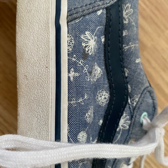 blue vans sneakers - Picture 4 of 10